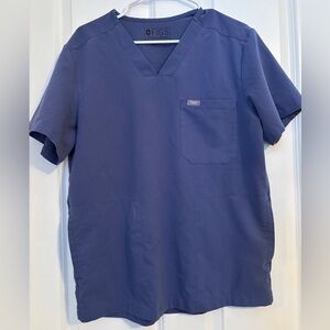 Figs - Men's Blue Sky Short Sleeve Scrub Shirt from Technical Collection. Sz: M
